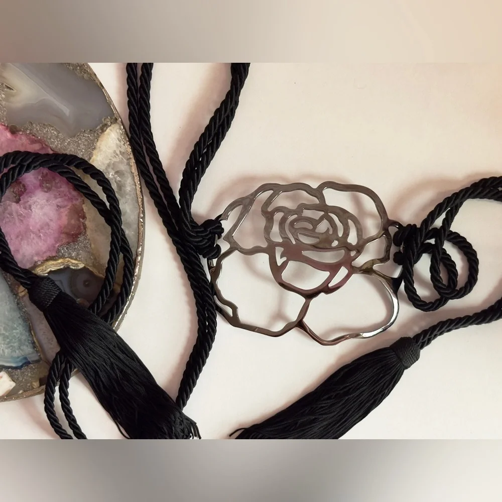 Valentino Garavani Rose & Tassel Belt